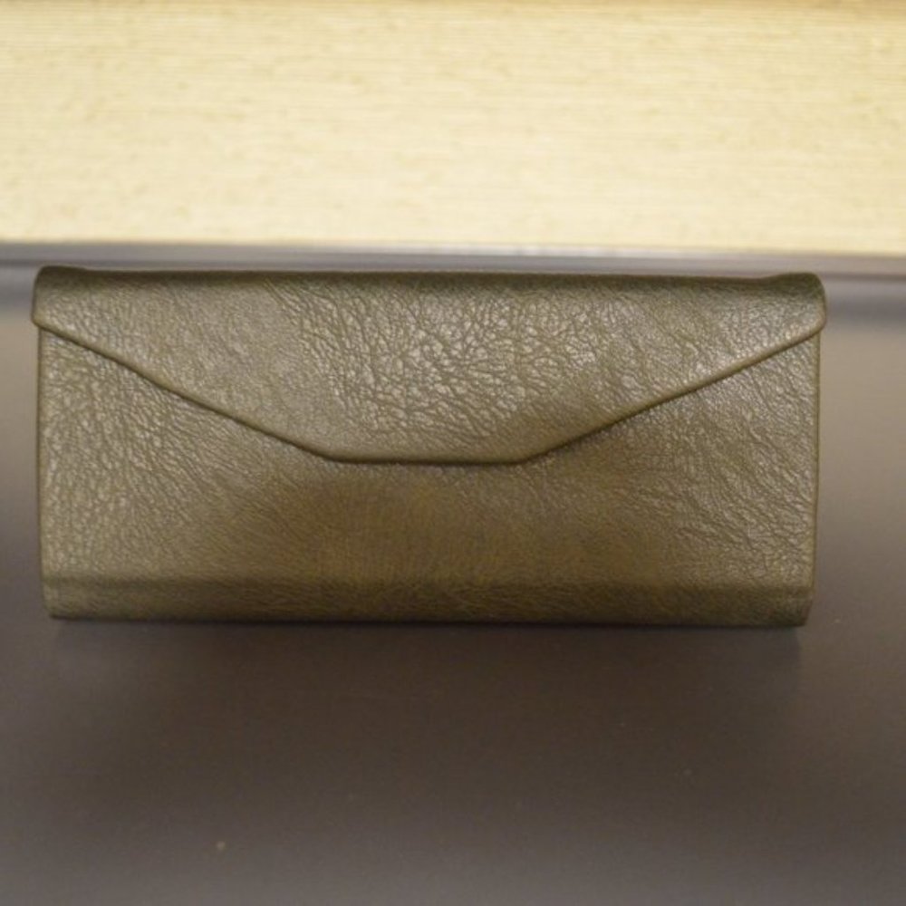 Collapsible Tri-Fold Case Assorted Colors - Picture 9 of 14